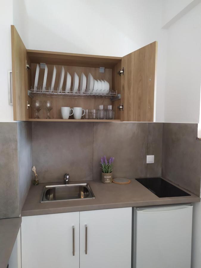 Valentinos Apartments Roda  Eksteriør billede