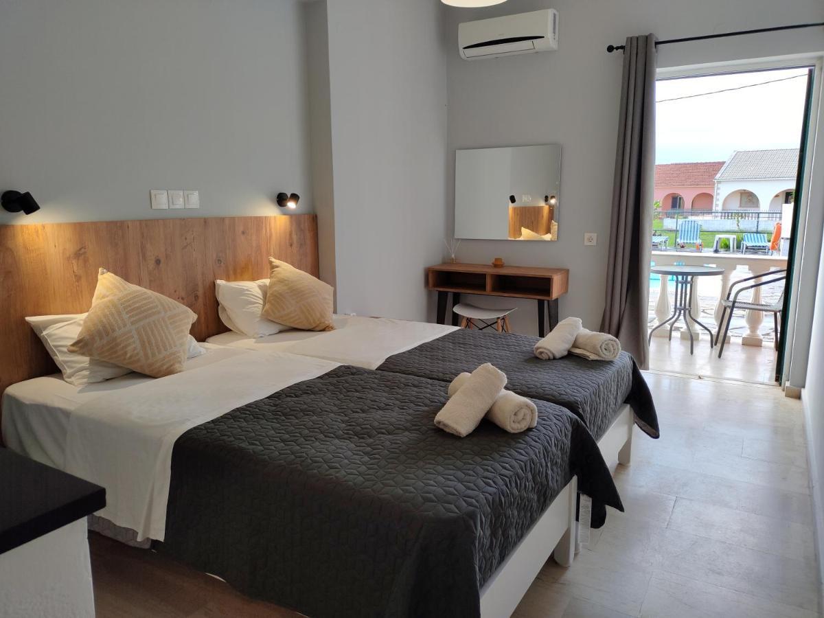 Valentinos Apartments Roda  Eksteriør billede